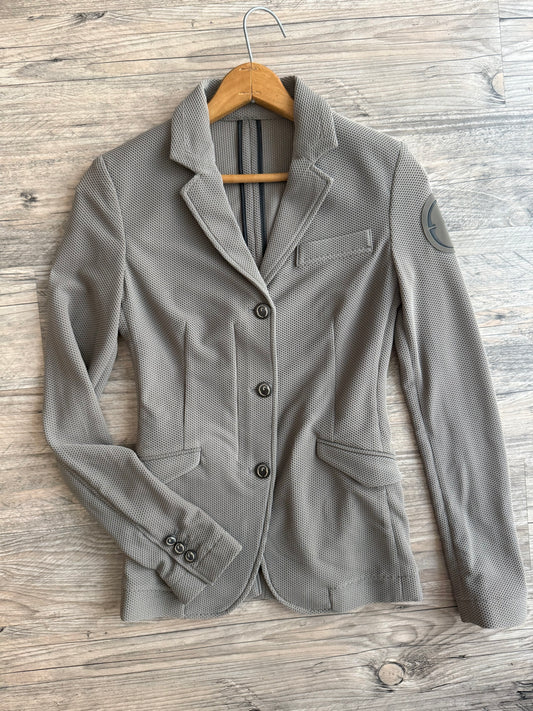 Vestrum Mesh Show Coat Dove Grey IT38 NWOT