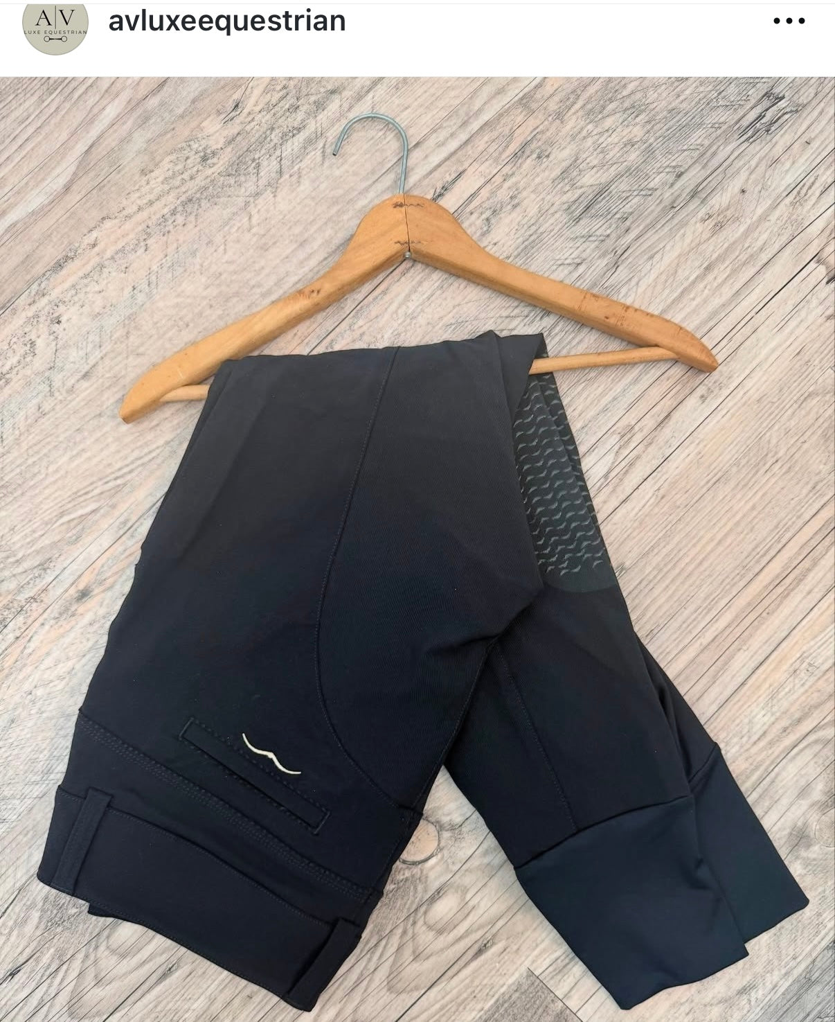 Animo Breeches IT46(32) Black Knee Patch