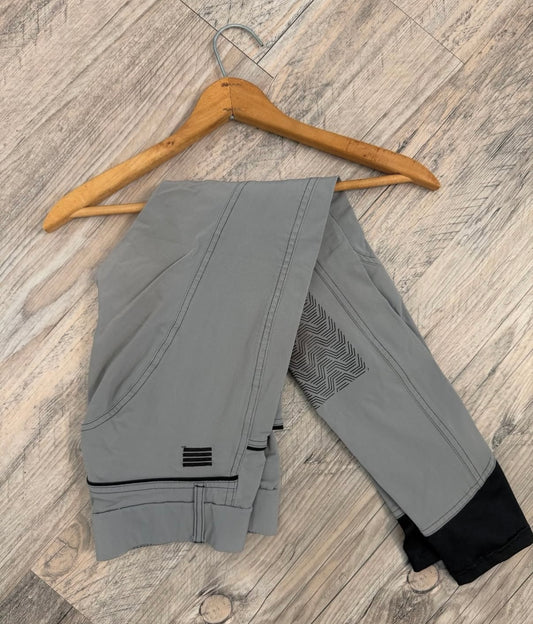 Ghodho Breeches 28R Grey KneePatch