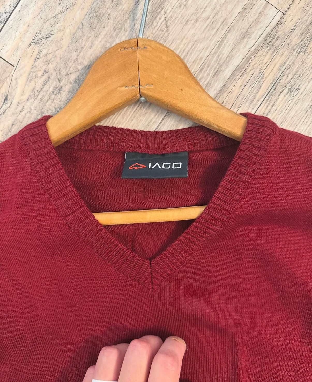 Iago Vneck Sweater Small