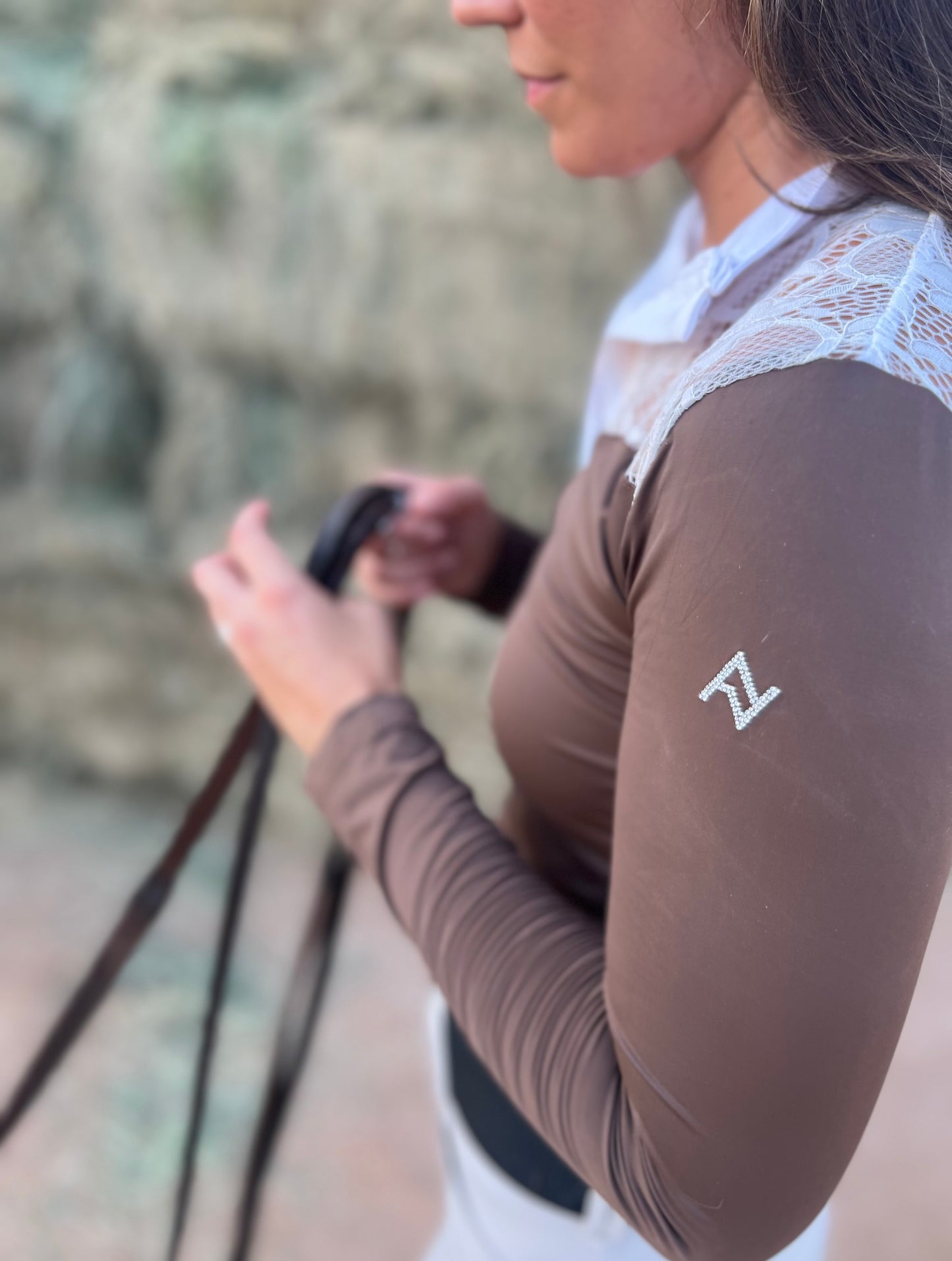 AV Luxe Lace Show Shirt